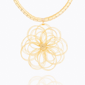 C1032 - SHORT BURITI STRAW NECKLACE ARAMADO COPPER WIRE  GOLD PLATING (T)