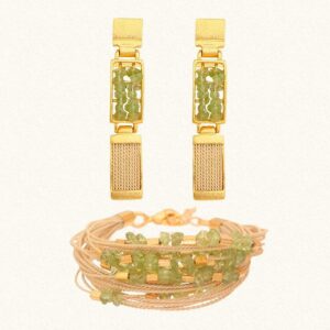 CJ0093 - GREEN PERIDOT- SET IN NATURAL STONES, BURITI ORGANIC STRAW AND GOLD PLATING  (B)